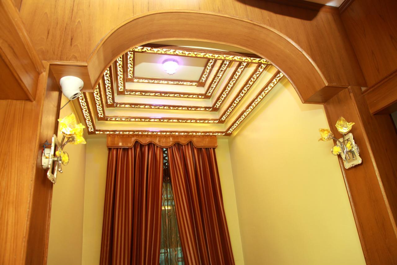 Sule Sapphire Inn Rangún Exteriér fotografie