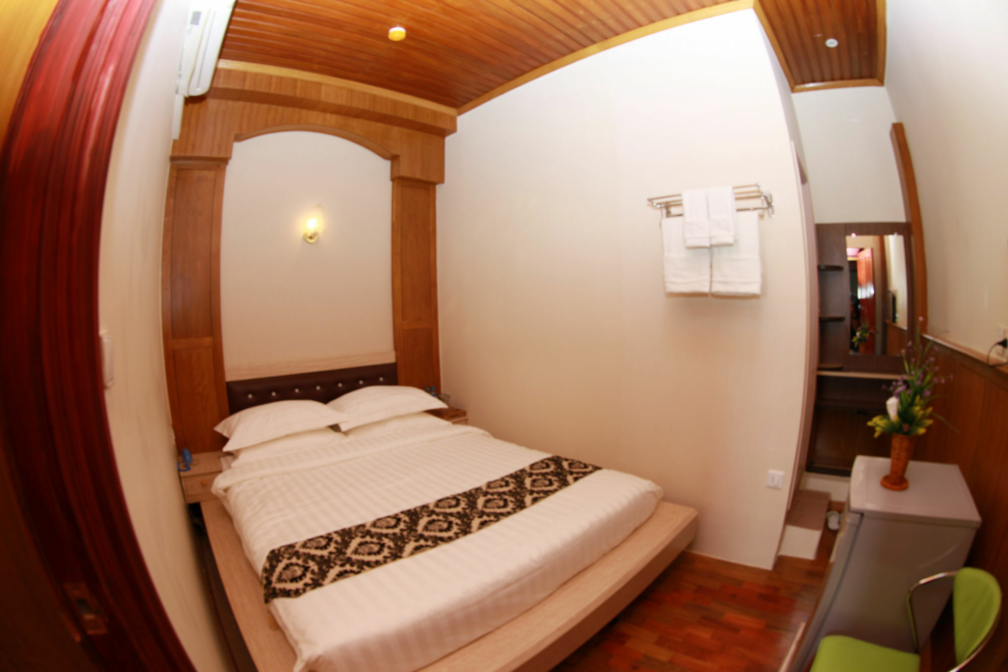 Sule Sapphire Inn Rangún Exteriér fotografie